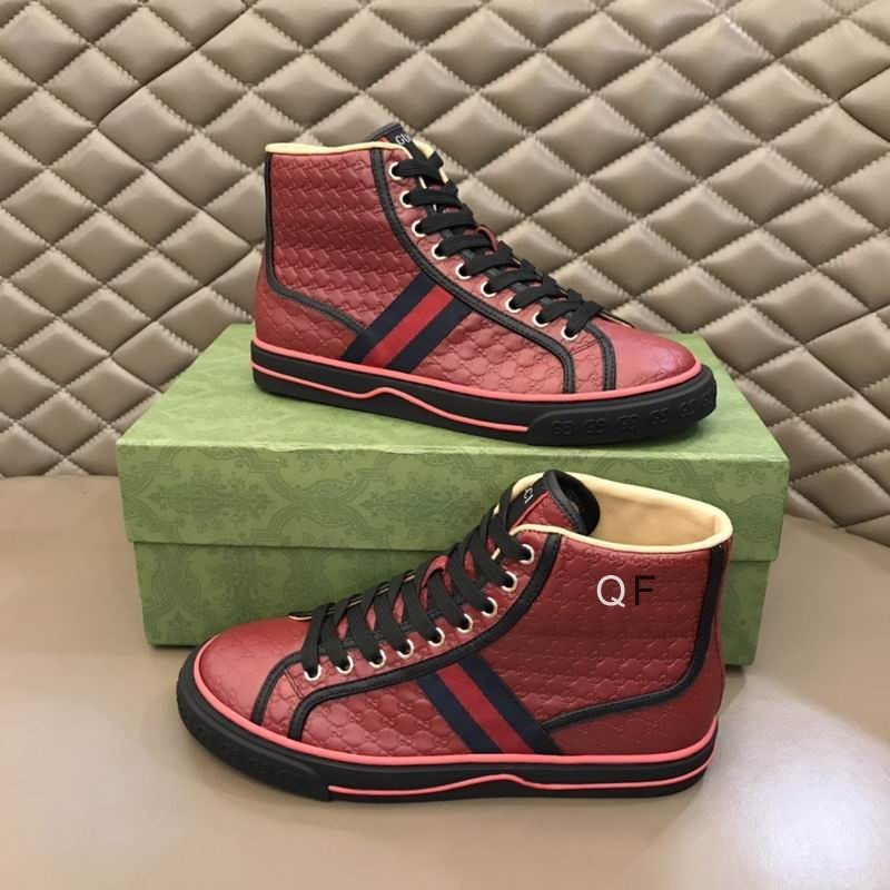 Gucci Men's Shoes 438